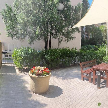 H1 Apartmanok Будапеща Екстериор снимка